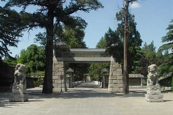 八宝山革命公墓