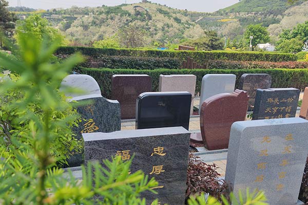 南京金牛山公墓：四季如画，宁静永恒的追思之所