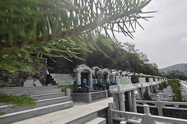 2025年武汉墓地价格和文化解析