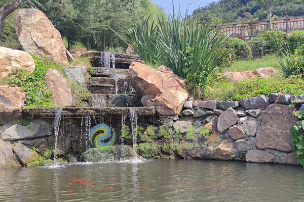 济南双峰山陵园，山水环绕的永恒纪念圣地