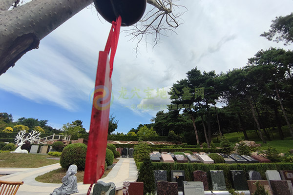 西安墓园海葬和草坪葬哪个好？生态殡葬方式如何选择？