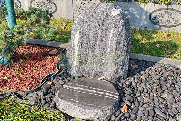 沈阳墓地墓碑字体选择：宋体碑文的美观与风水考究