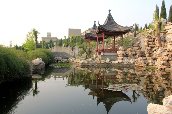龙凤园公墓墓地价格