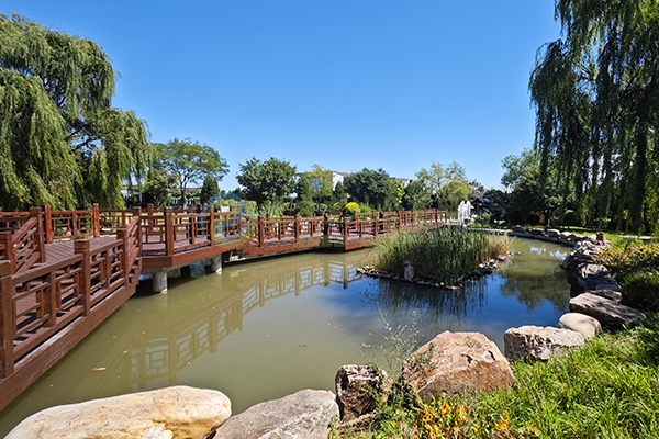 2026年沈阳墓地清明热门推荐：沈阳龙生陵园，荣膺中国百强公墓，辽河文化园林典范！