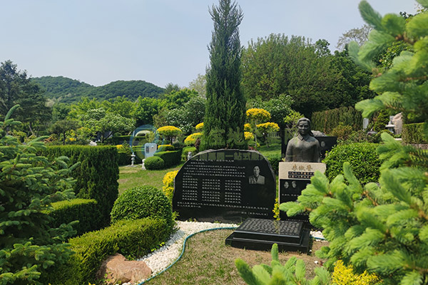 南昌墓园价格一览:清明特惠墓地选购全攻略(2026特殊节点) 南昌墓园价格一览:清明特惠墓地选购全攻略(2026特殊节点)