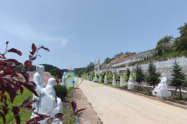 沈阳柴河墓园